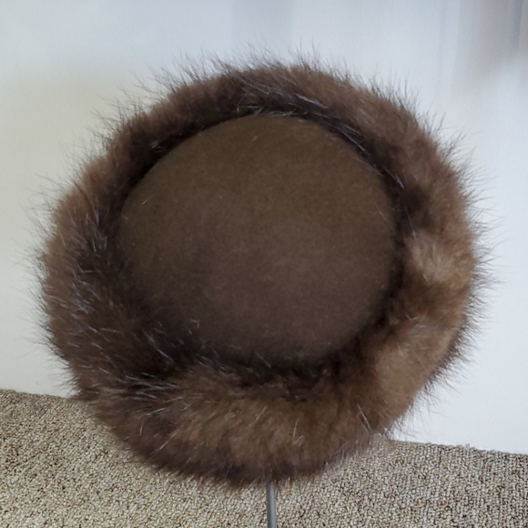 Kates Accessories Vintage Felt Hat With Beaver Fur Poshmark